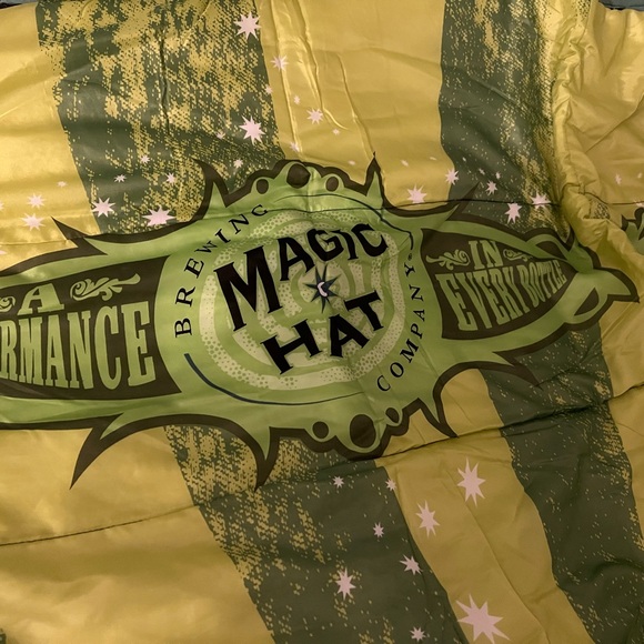Very unique Magic Hat Brewing Company sleeping bag - Picture 8 of 11